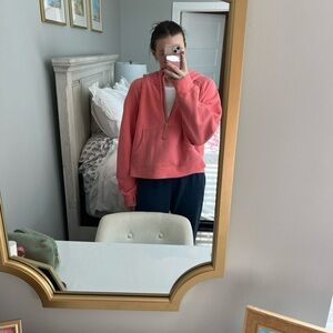 Lululemon scuba raspberry cream L/XL